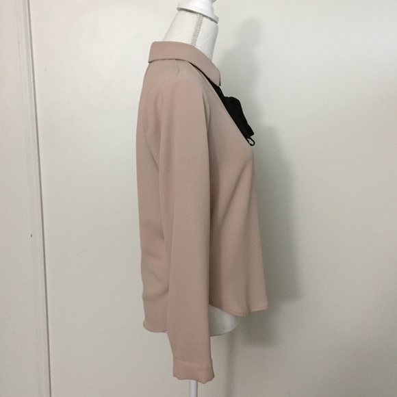 ❗️SOLD❗️F21 | Button-down Blouse | Size M - Picture 3 of 6